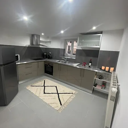 Charmante Maison *